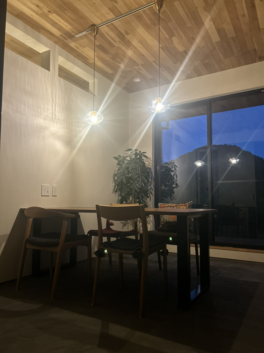 K-HOUSE DESIGN 夜社屋