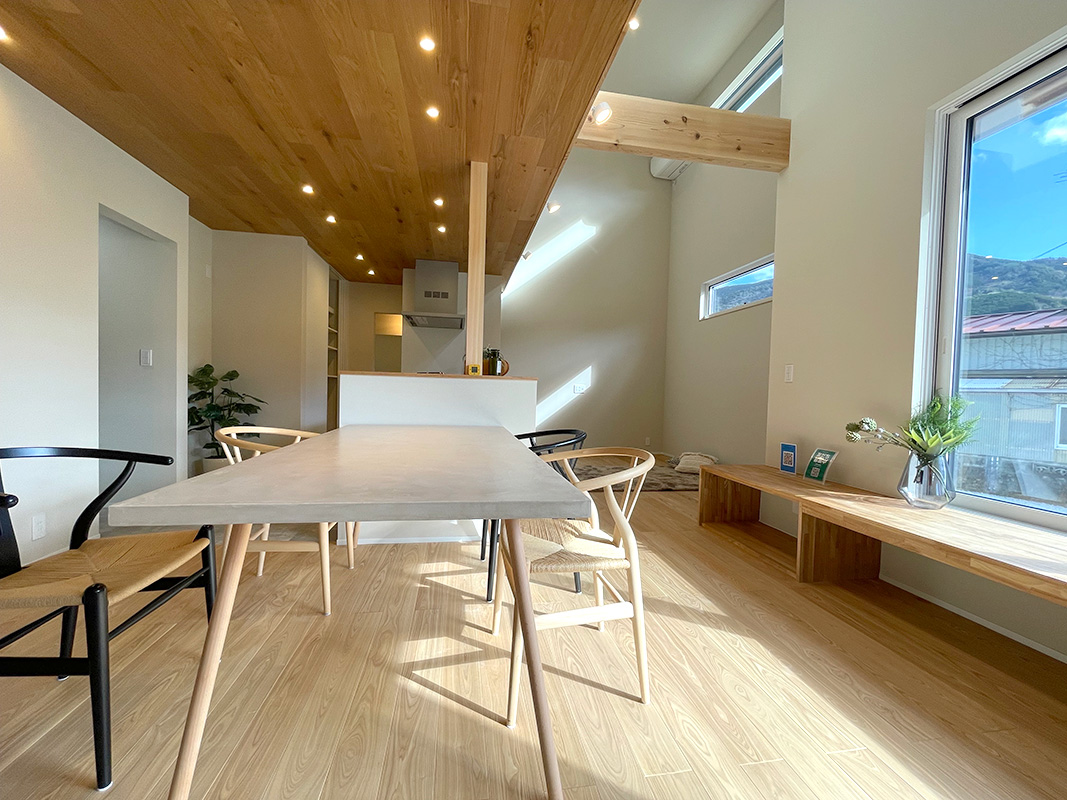 K-HOUSE　家事楽 ダイニングテーブル